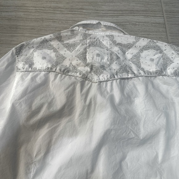 Men’s Guess Button Down Western look shirt. Size  Large Slim Fit - Picture 7 of 13